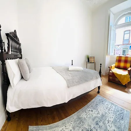 Appartamento Location To Visit Sintra, Next To Station, Perfect For Tourists *